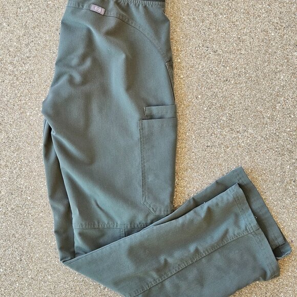 Figs wide leg 8 pocket scrub pants - Picture 1 of 3
